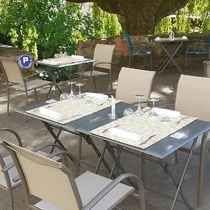 Logis Restaurant La Vieille Auberge, Art And Gallery Суйак